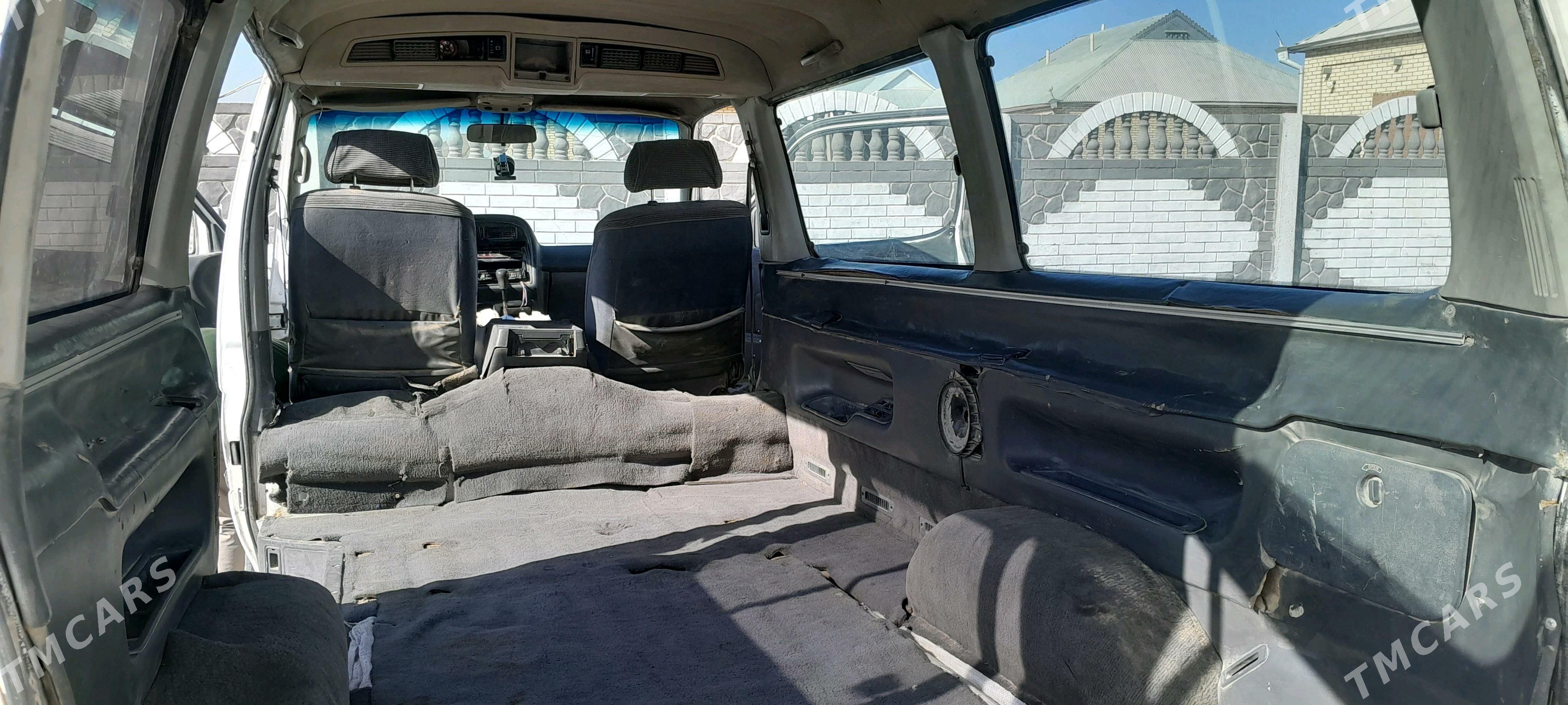 Toyota Hiace 1991 - 35 000 TMT - Сакарчага - img 4