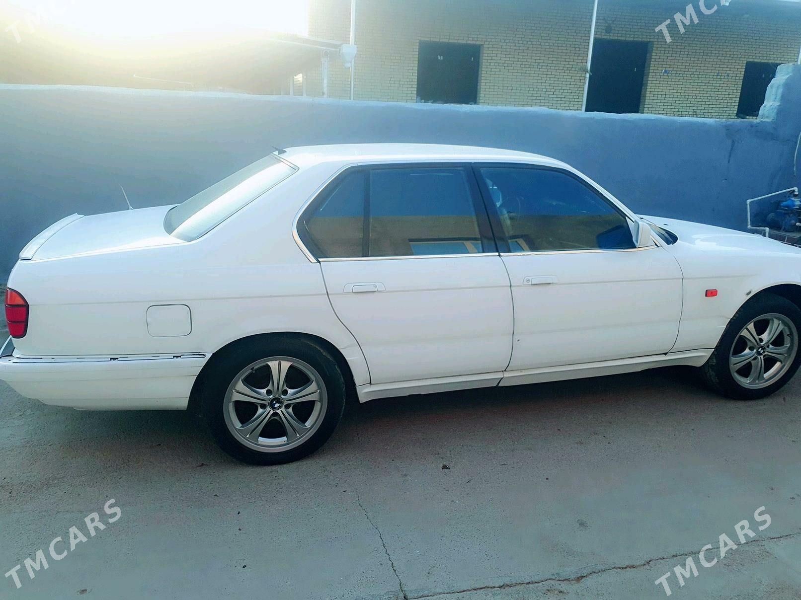 BMW 340 1992 - 25 000 TMT - Ак-Бугдайский этрап - img 3