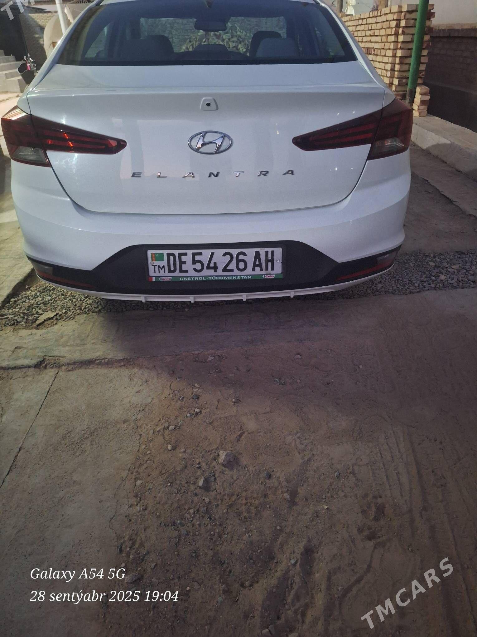 Hyundai Elantra 2020 - 230 000 TMT - Мары - img 5