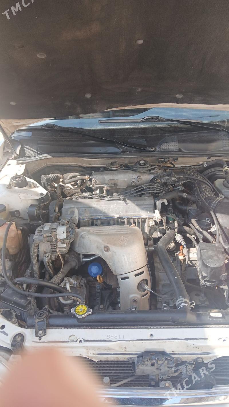 Toyota Camry 2000 - 160 000 TMT - Дашогуз - img 2