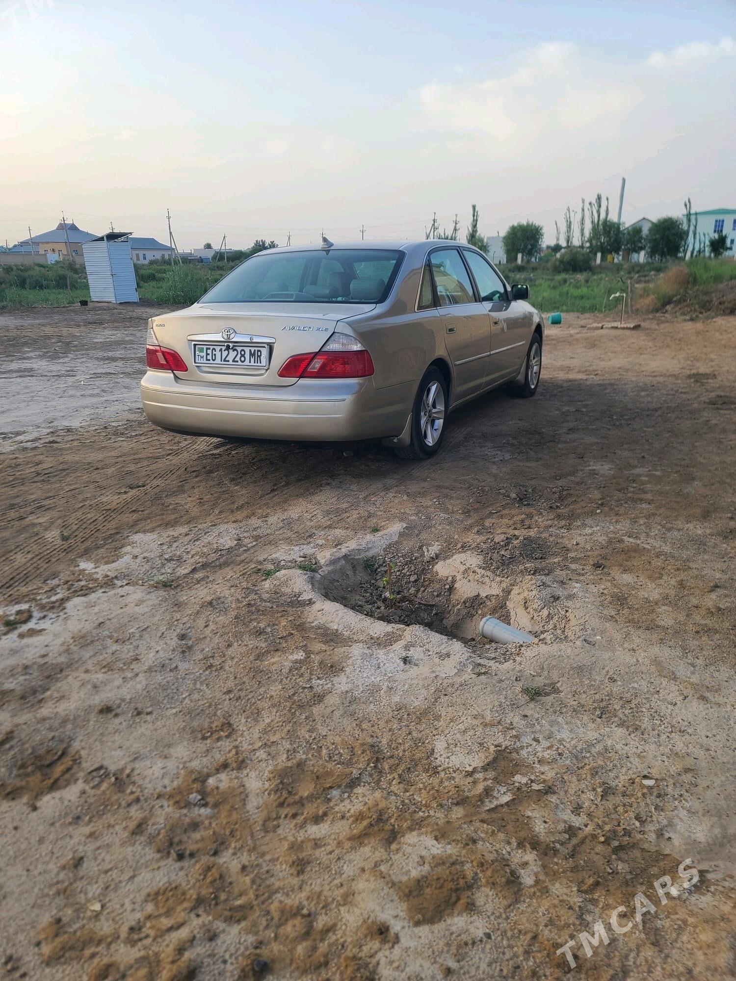 Toyota Avalon 2002 - 165 000 TMT - Мары - img 7