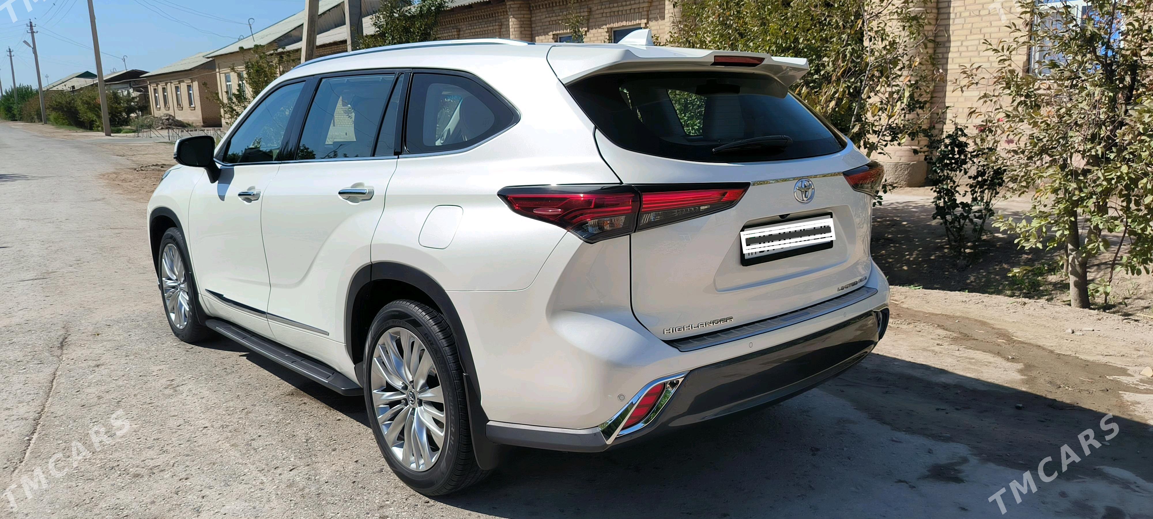 Toyota Highlander 2021 - 670 000 TMT - Сакар - img 3