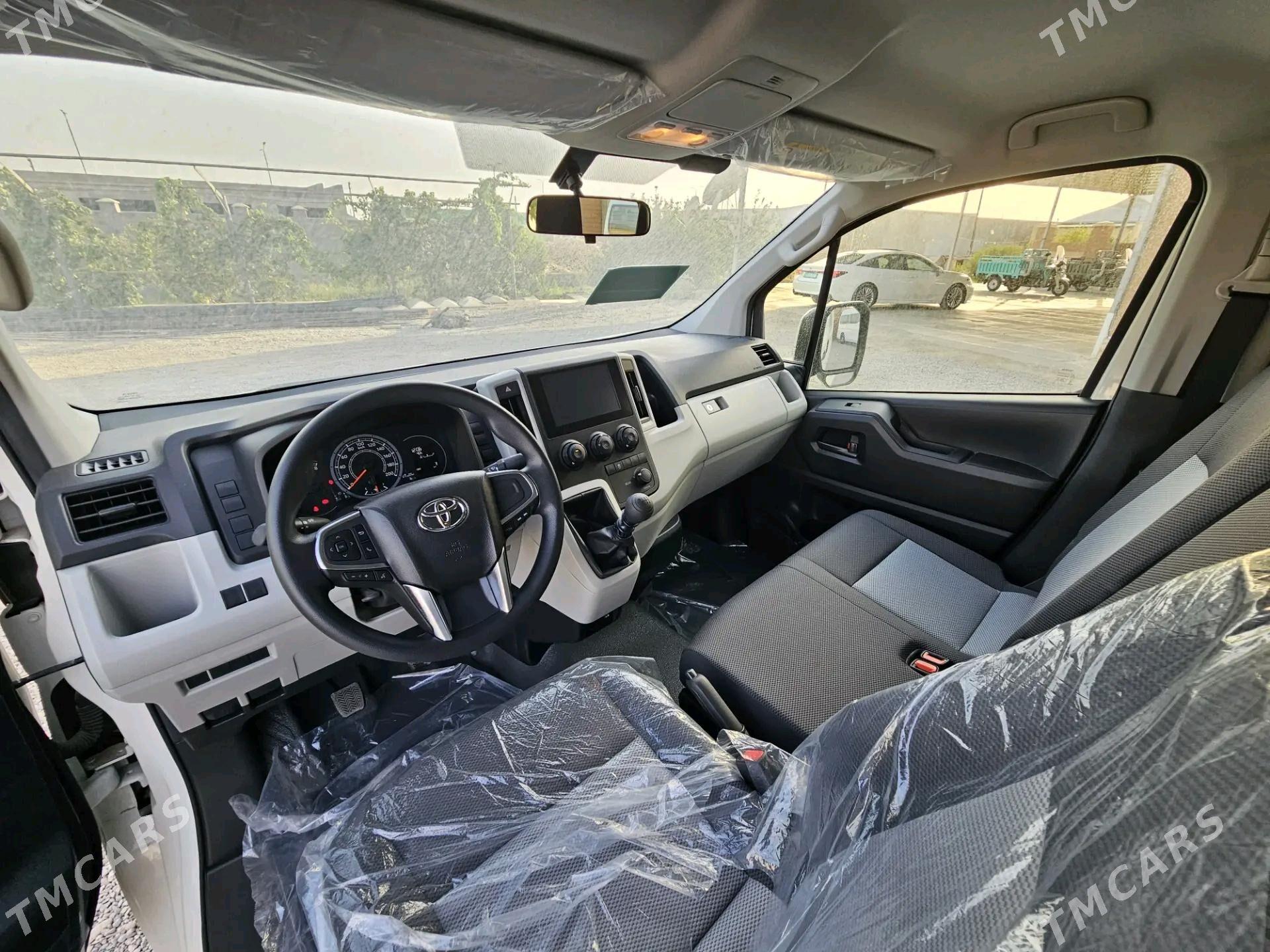 Toyota Hiace 2025 - 650 000 TMT - Ёлётен - img 2