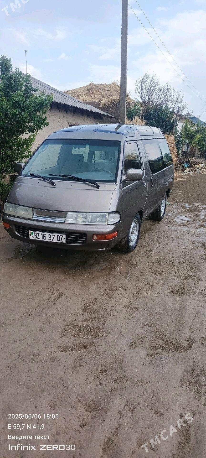 Toyota Town Ace 1992 - 45 000 TMT - Гурбансолтан Едже - img 3