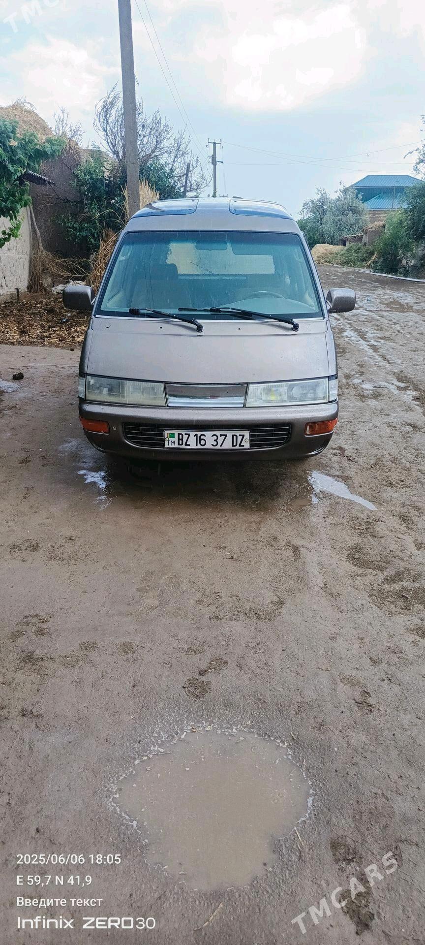 Toyota Town Ace 1992 - 45 000 TMT - Гурбансолтан Едже - img 2