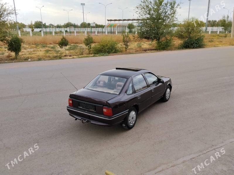 Opel Vectra 1993 - 42 000 TMT - Губадаг - img 5