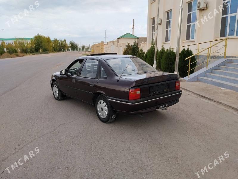 Opel Vectra 1993 - 42 000 TMT - Губадаг - img 4