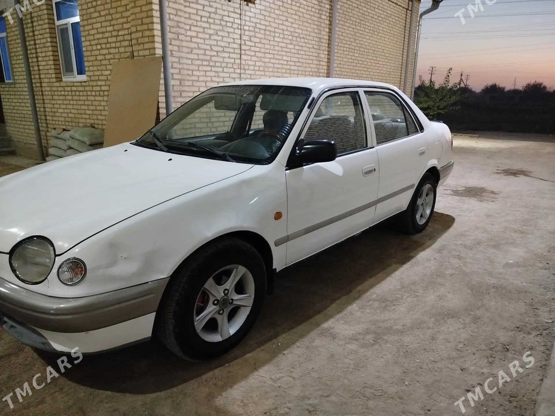 Toyota Corolla 1999 - 70 000 TMT - Baýramaly - img 3