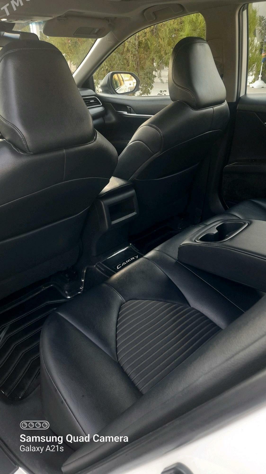 Toyota Camry 2018 - 320 000 TMT - Balkanabat - img 4