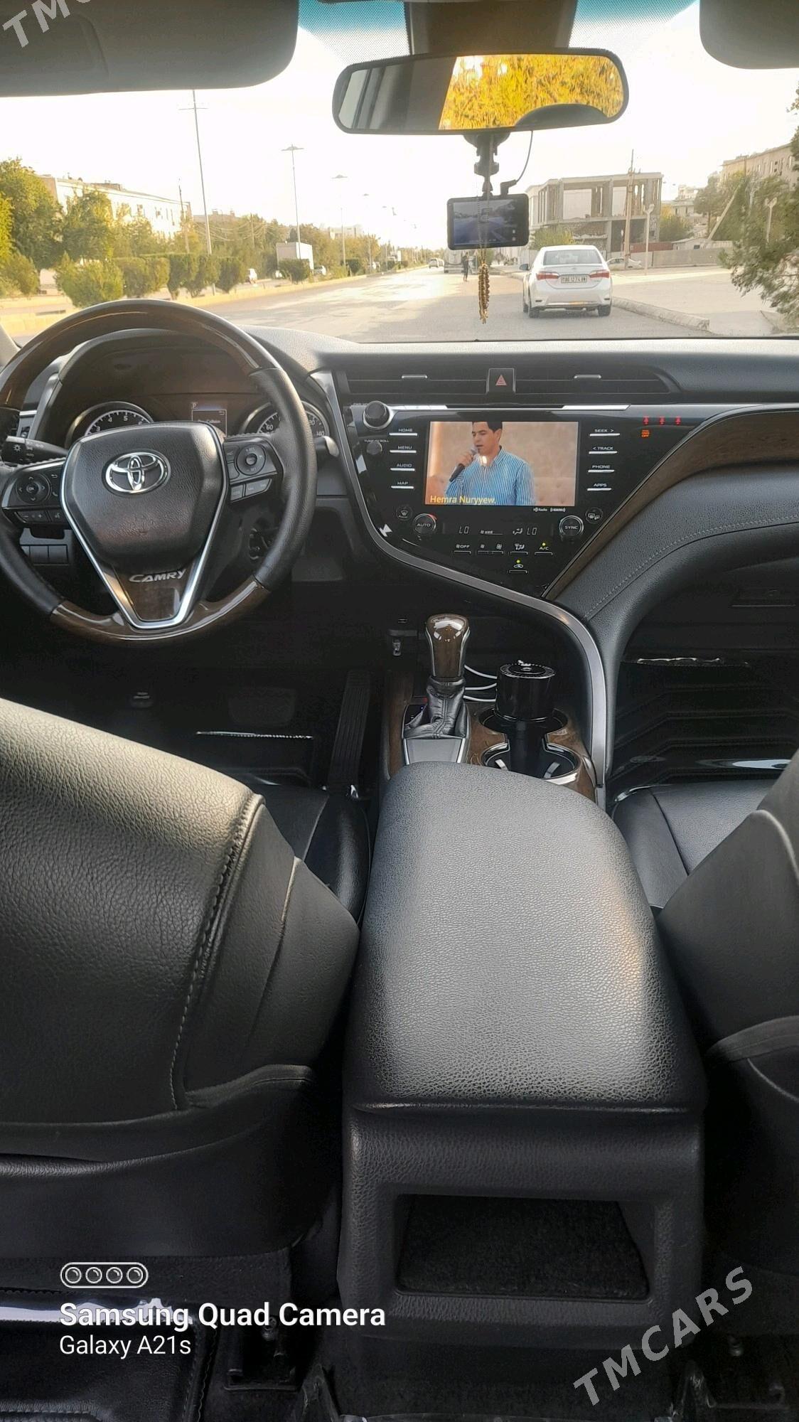 Toyota Camry 2018 - 320 000 TMT - Balkanabat - img 5