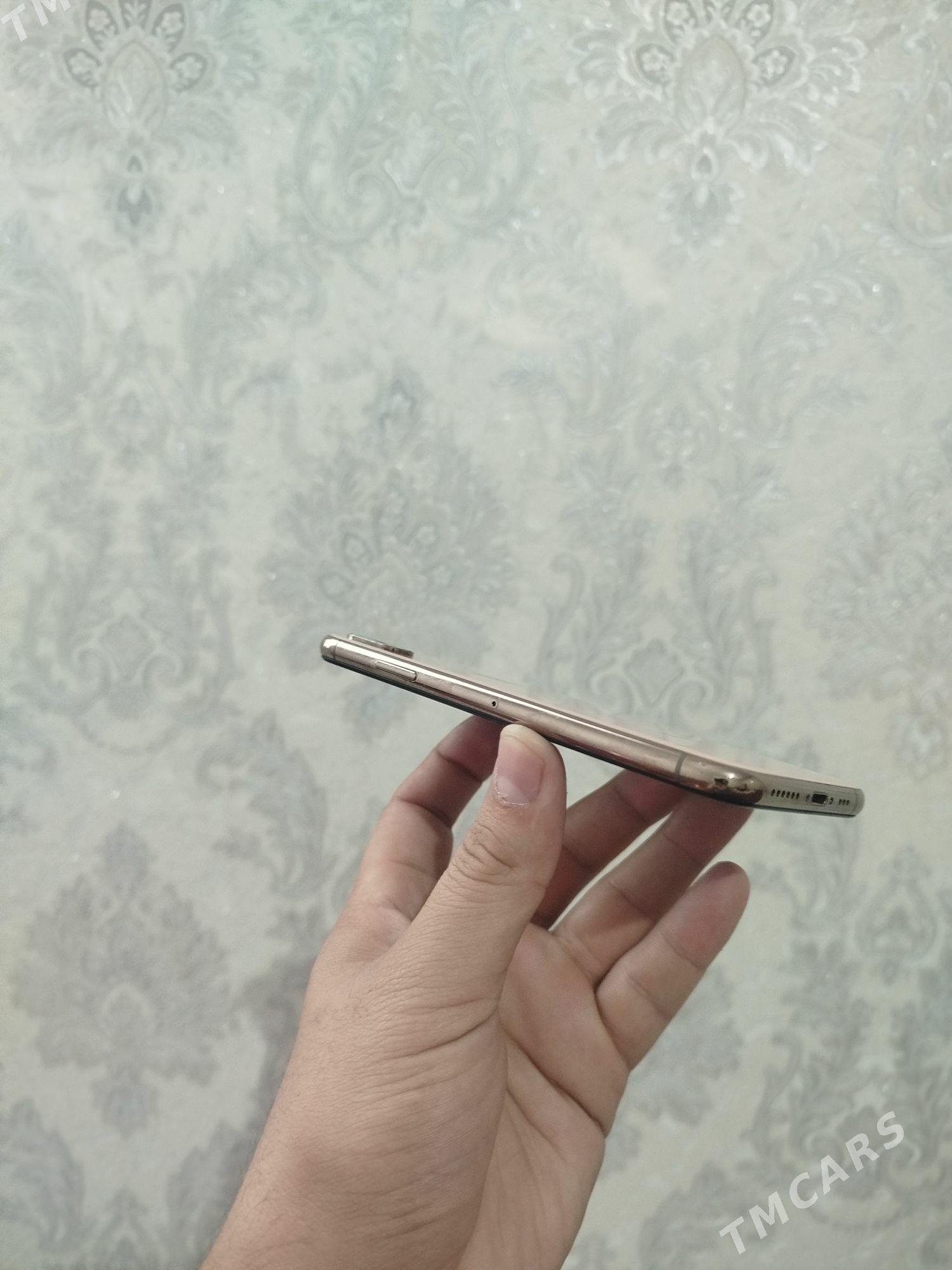 iphone xs - Бузмеин - img 2