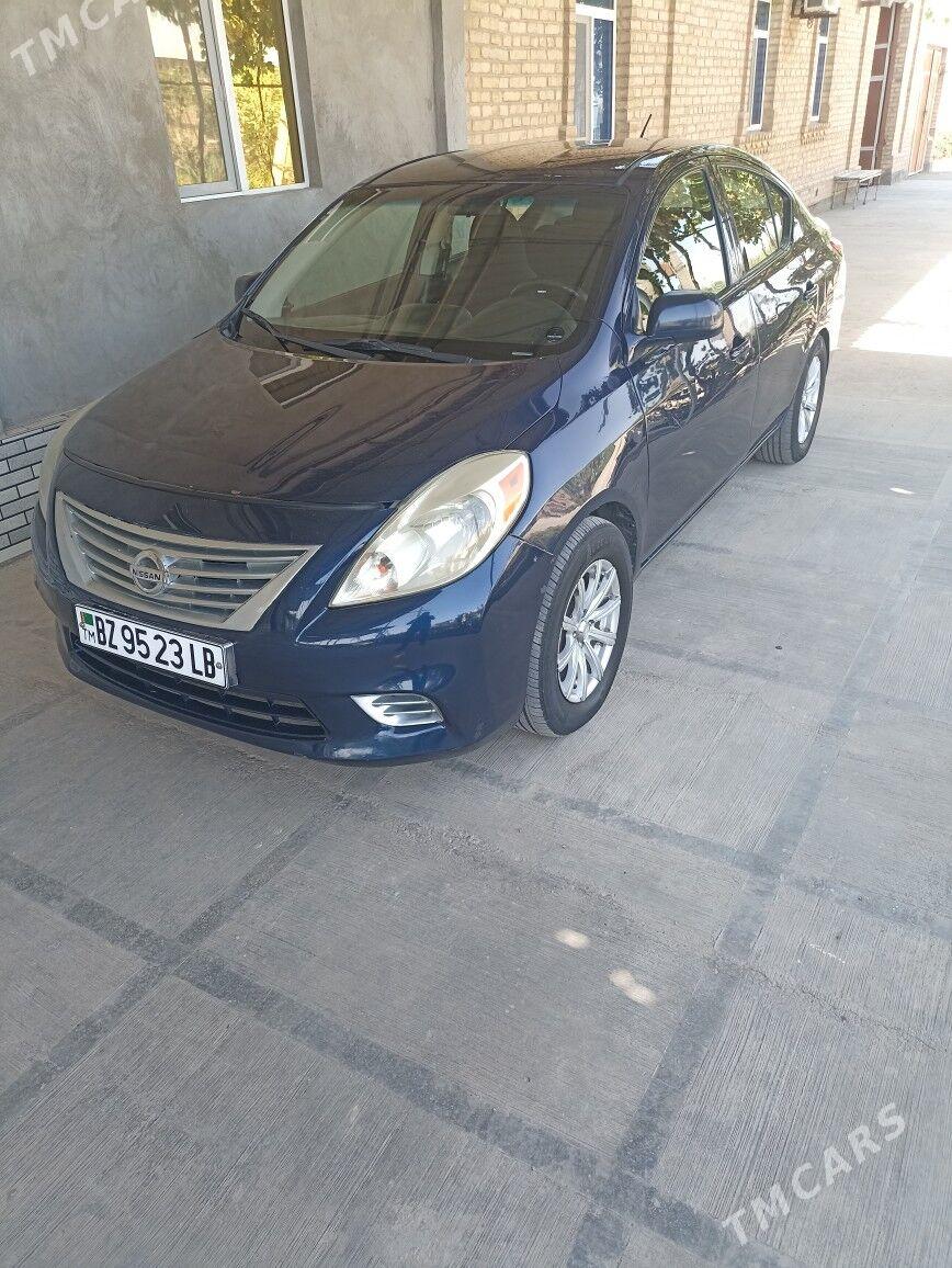 Nissan Versa 2012 - 110 000 TMT - Türkmenabat - img 2