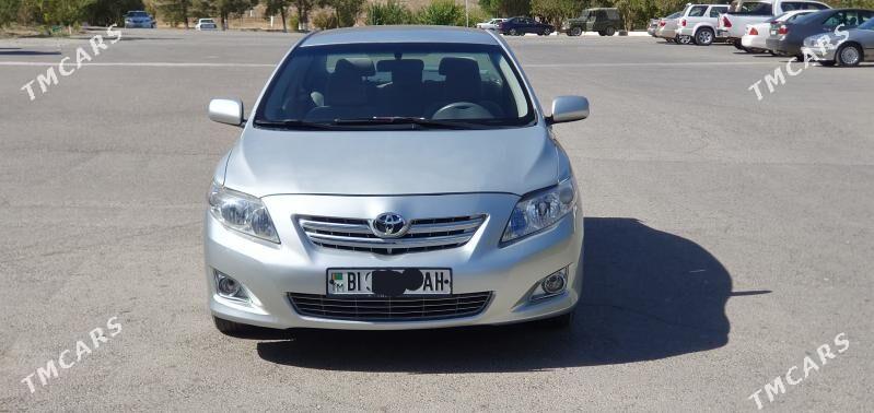 Toyota Corolla 2010 - 139 000 TMT - Кëши - img 1