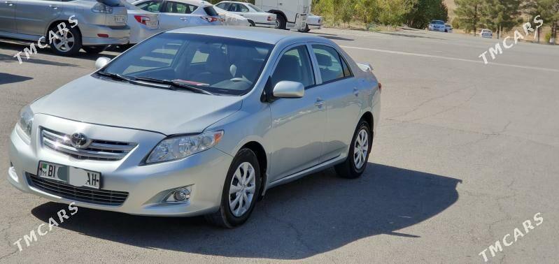 Toyota Corolla 2010 - 139 000 TMT - Кëши - img 2