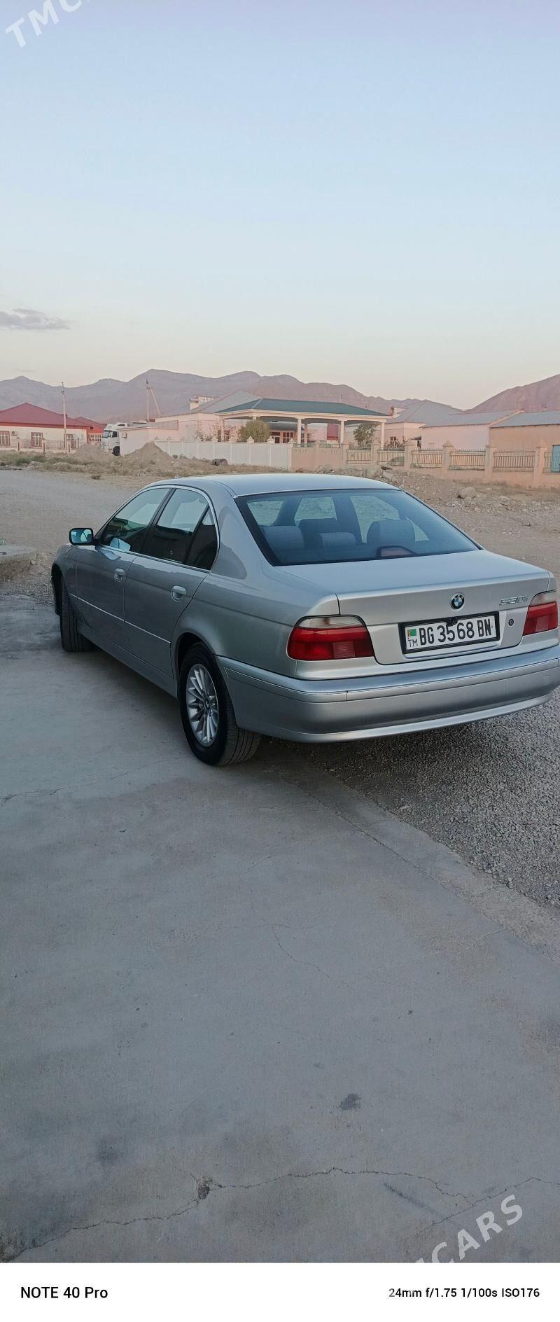 BMW E39 1999 - 125 000 TMT - Балканабат - img 4