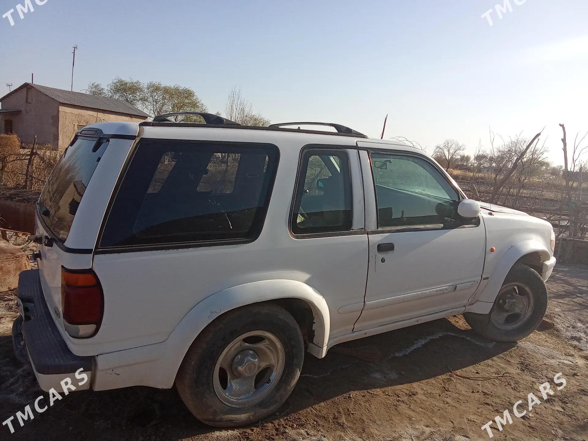 Ford Explorer 1996 - 15 000 TMT - Дашогуз - img 4