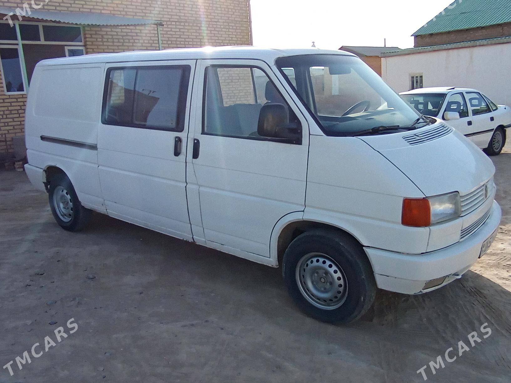 Volkswagen Transporter 1992 - 40 000 TMT - Мургап - img 4