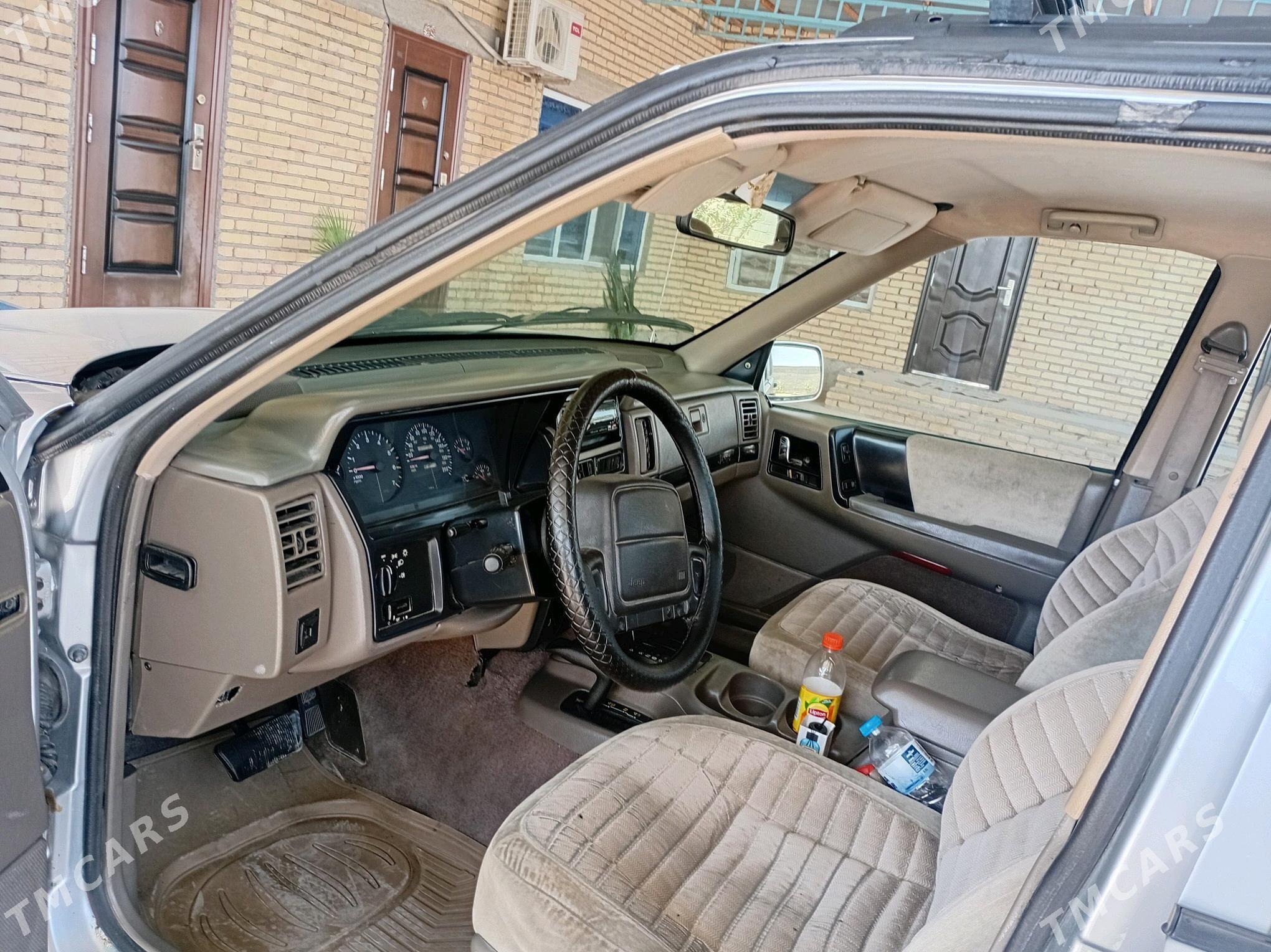 Jeep Grand Cherokee 1996 - 75 000 TMT - Кака - img 3