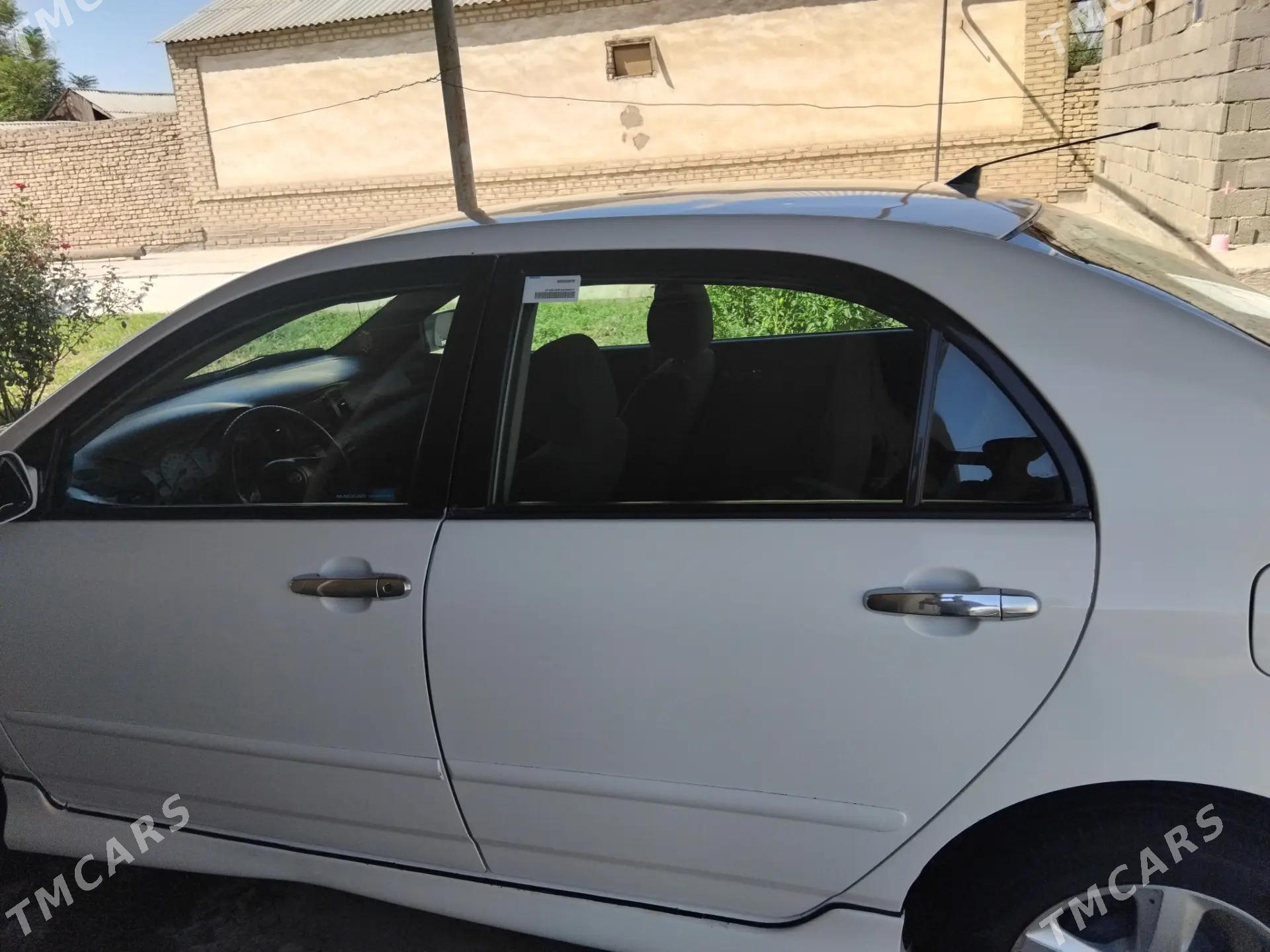 Toyota Corolla 2005 - 123 000 TMT - Ёлётен - img 5