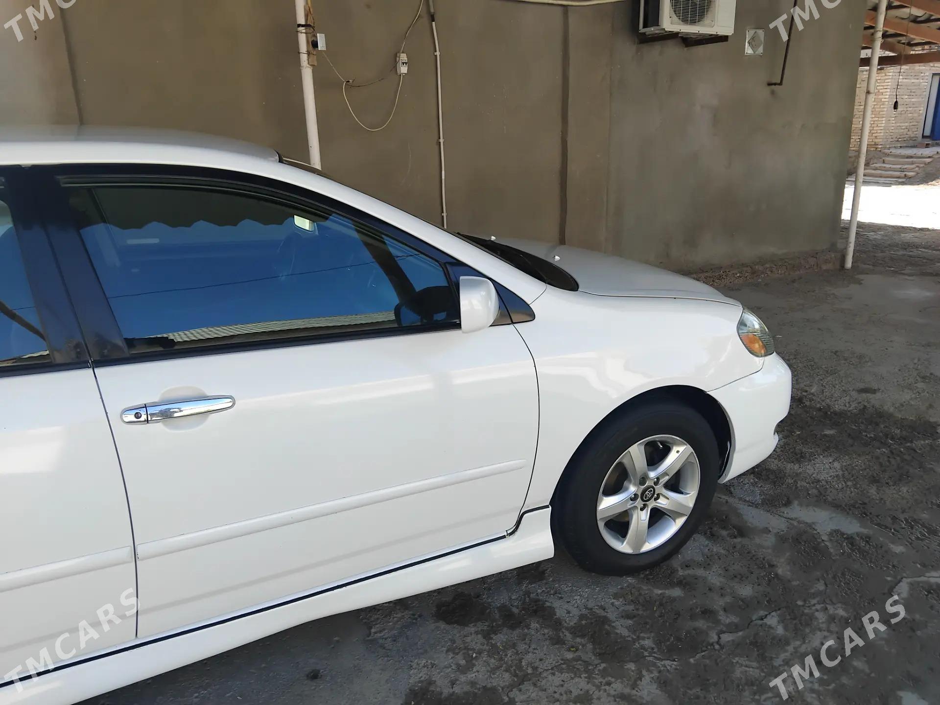 Toyota Corolla 2005 - 123 000 TMT - Ёлётен - img 3