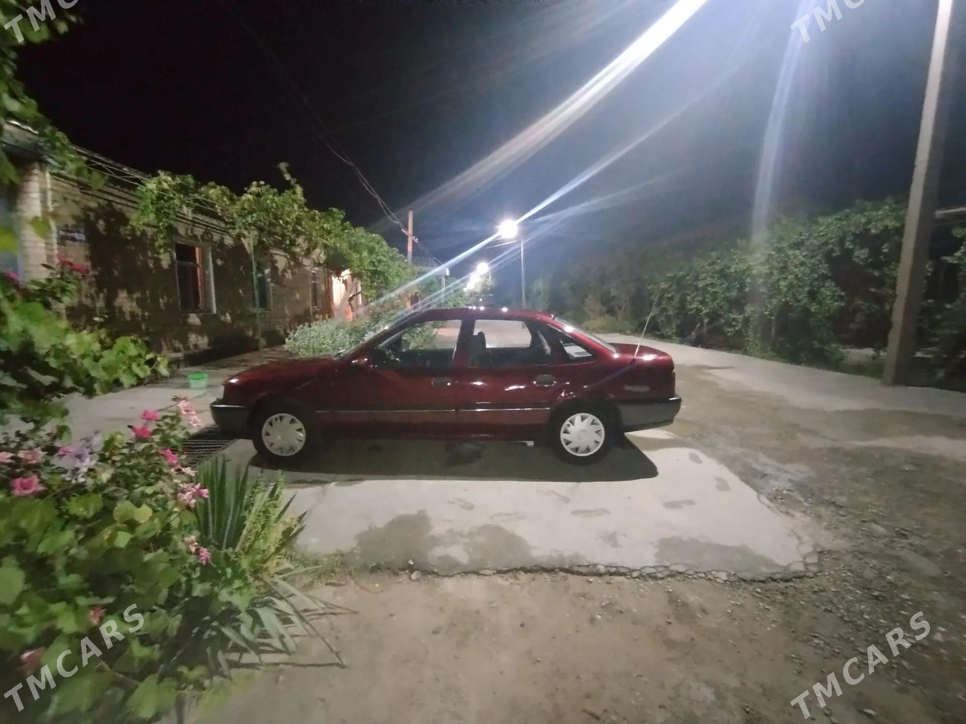 Opel Vectra 1992 - 45 000 TMT - Саят - img 4