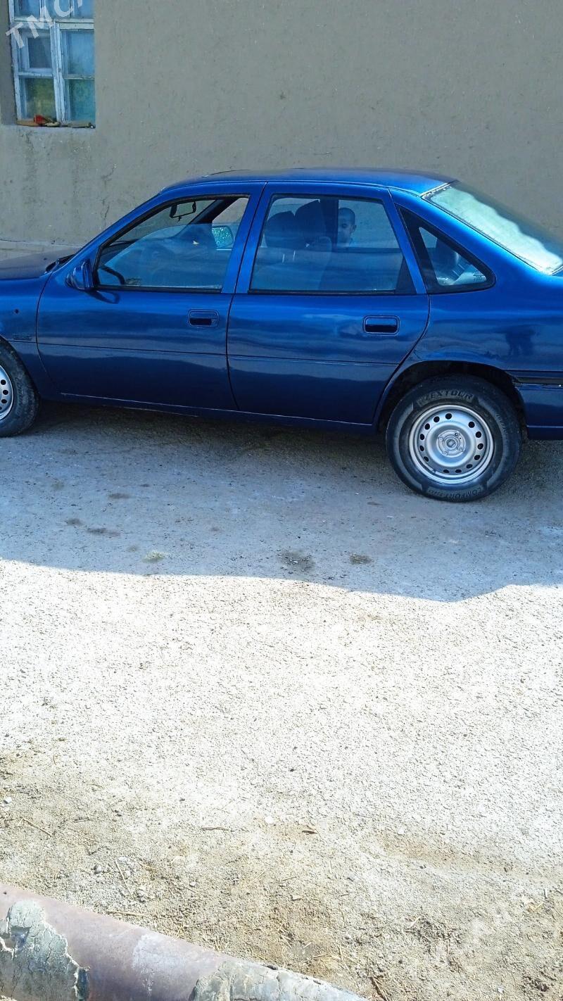 Opel Vectra 1993 - 35 000 TMT - Гурбансолтан Едже - img 4