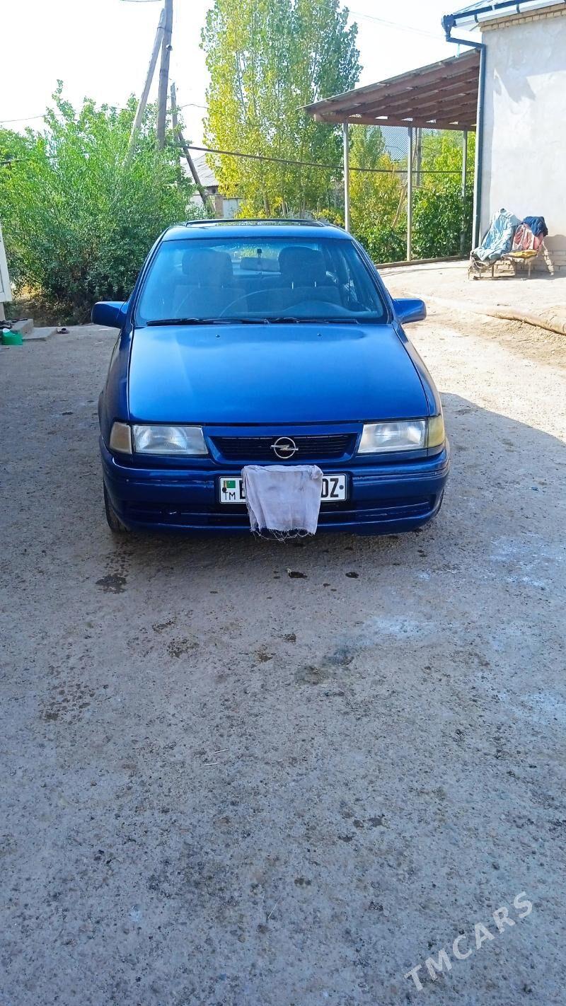 Opel Vectra 1993 - 35 000 TMT - Гурбансолтан Едже - img 2