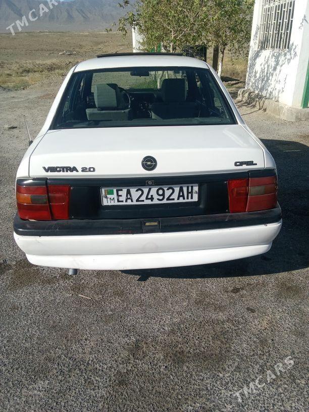 Opel Vectra 1994 - 32 000 TMT - Бахарден - img 3