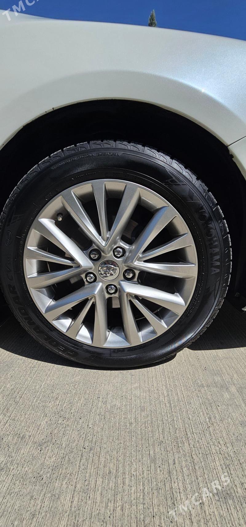 Toyota Camry 2015 - 355 000 TMT - Aşgabat - img 8