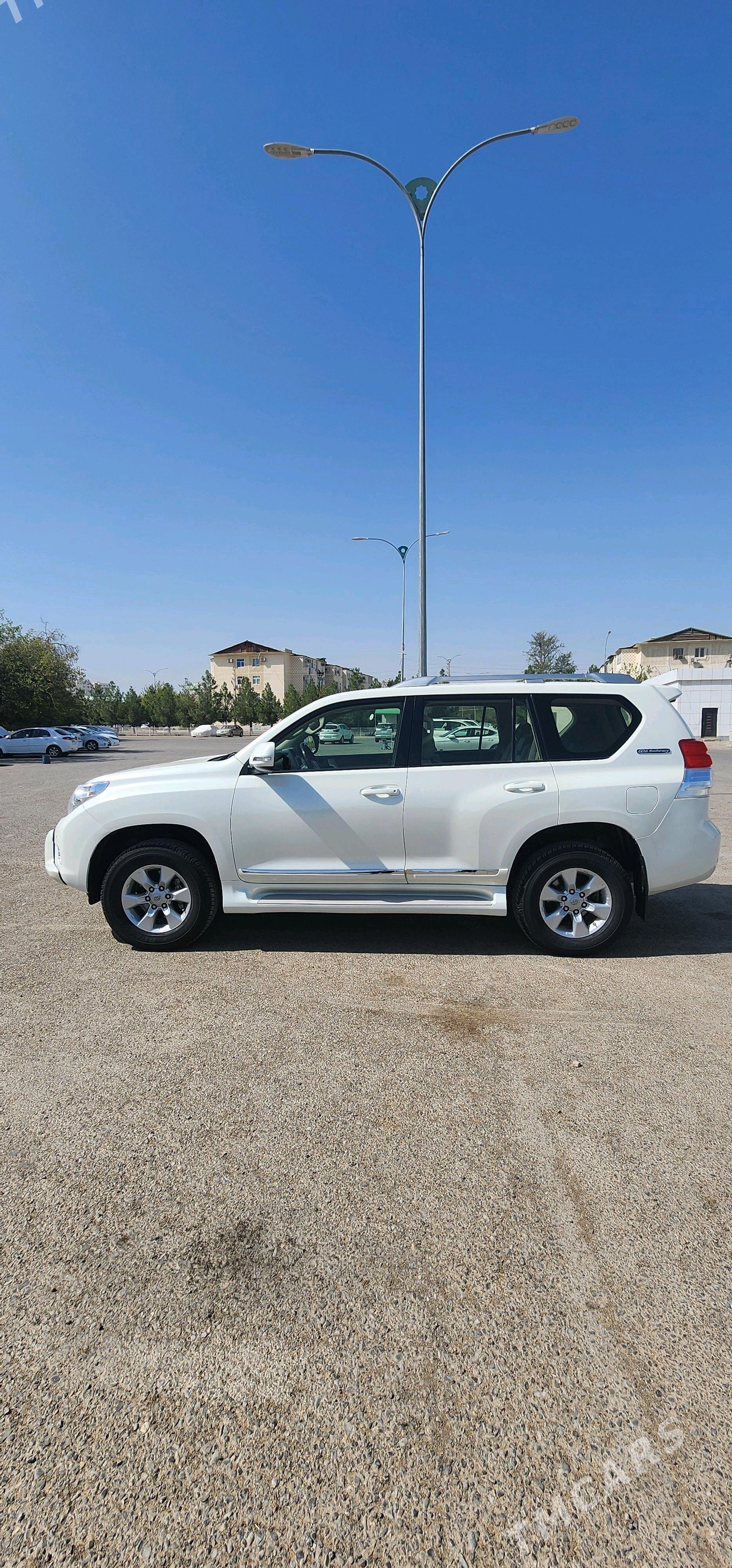 Toyota Land Cruiser Prado 2012 - 515 000 TMT - Aşgabat - img 4