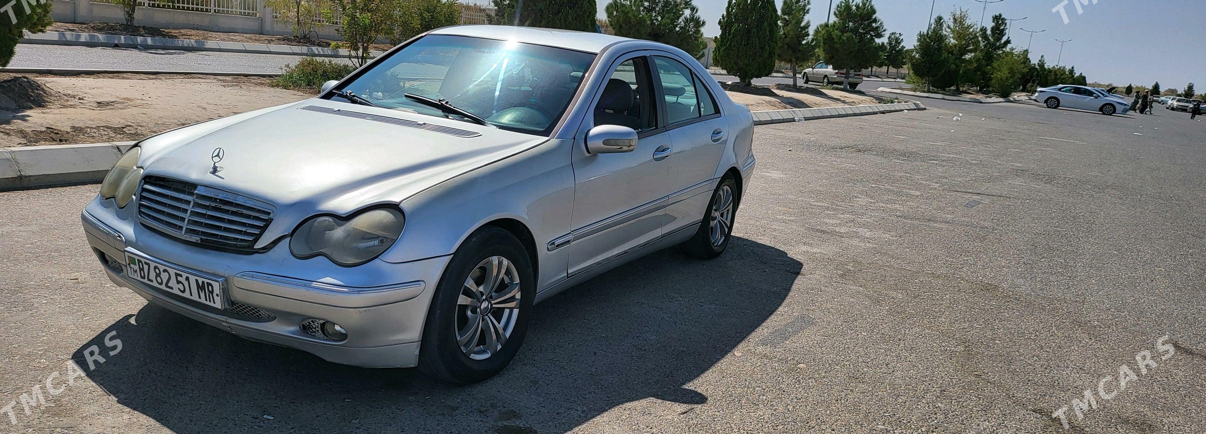 Mercedes-Benz C300 2002 - 65 000 TMT - Türkmenabat - img 9