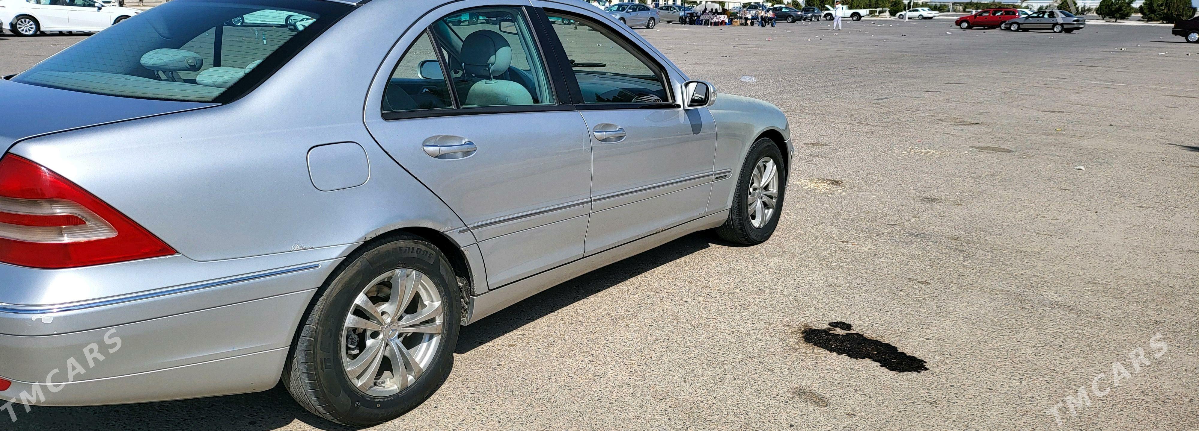 Mercedes-Benz C300 2002 - 65 000 TMT - Türkmenabat - img 8