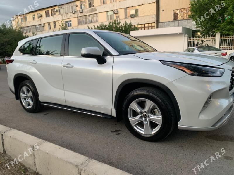 Toyota Highlander 2022 - 515 000 TMT - Ашхабад - img 5