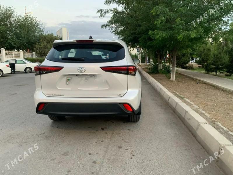 Toyota Highlander 2022 - 515 000 TMT - Ашхабад - img 2