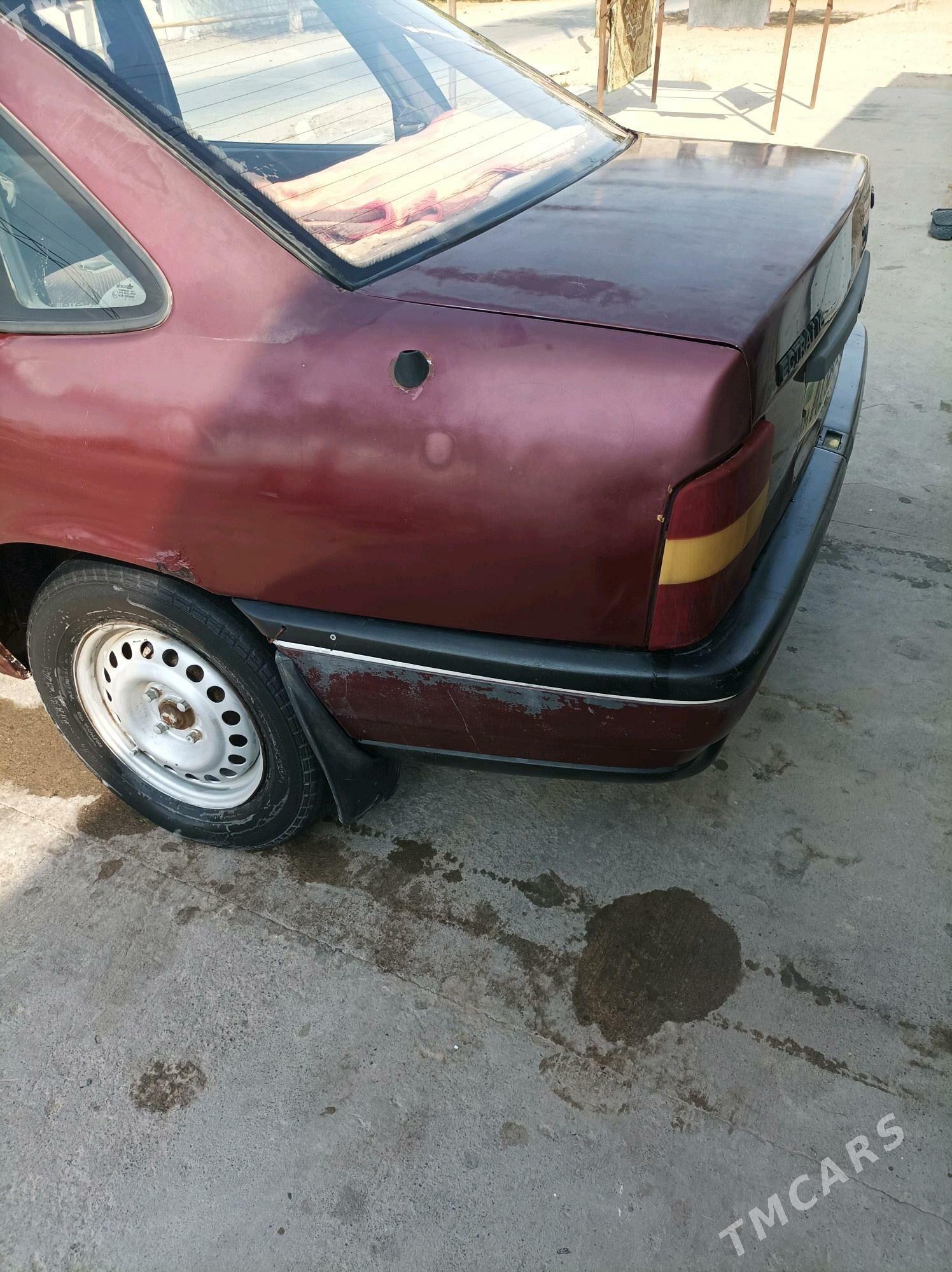 Opel Vectra 1991 - 30 000 TMT - Газаджак - img 4