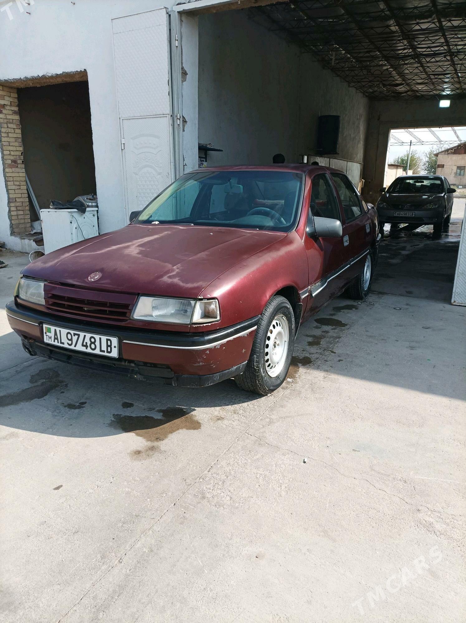Opel Vectra 1991 - 30 000 TMT - Газаджак - img 3