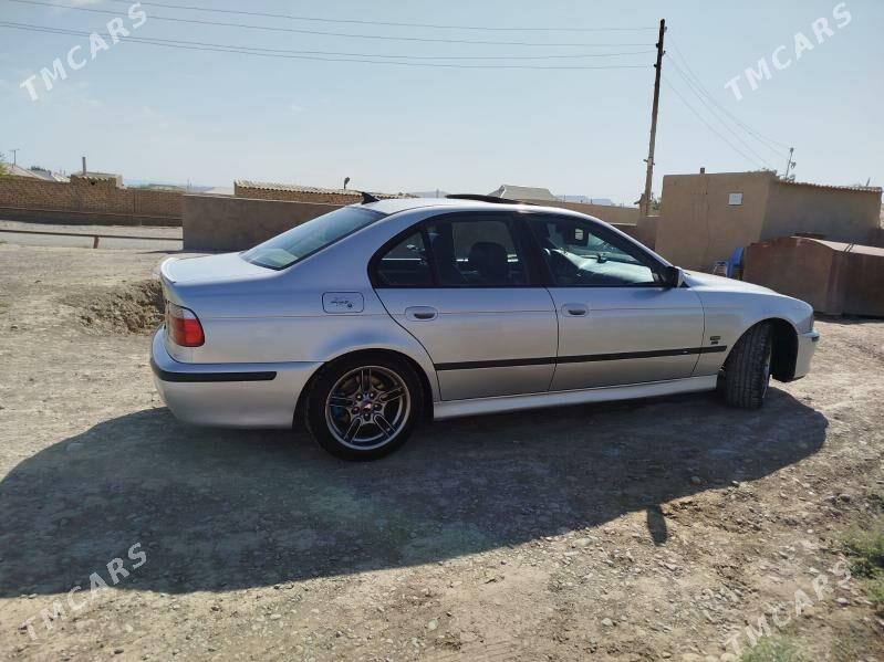 BMW E39 2000 - 120 000 TMT - Кака - img 3