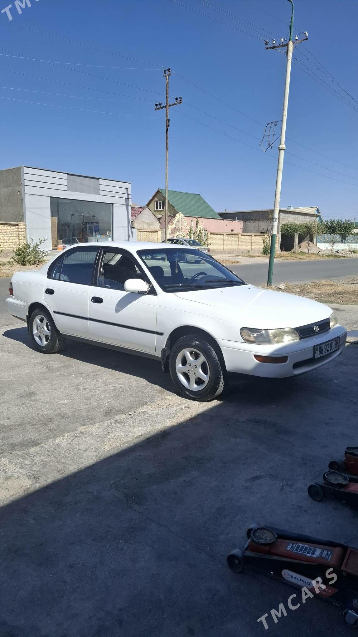 Toyota Corolla 1996 - 75 000 TMT - Балканабат - img 2