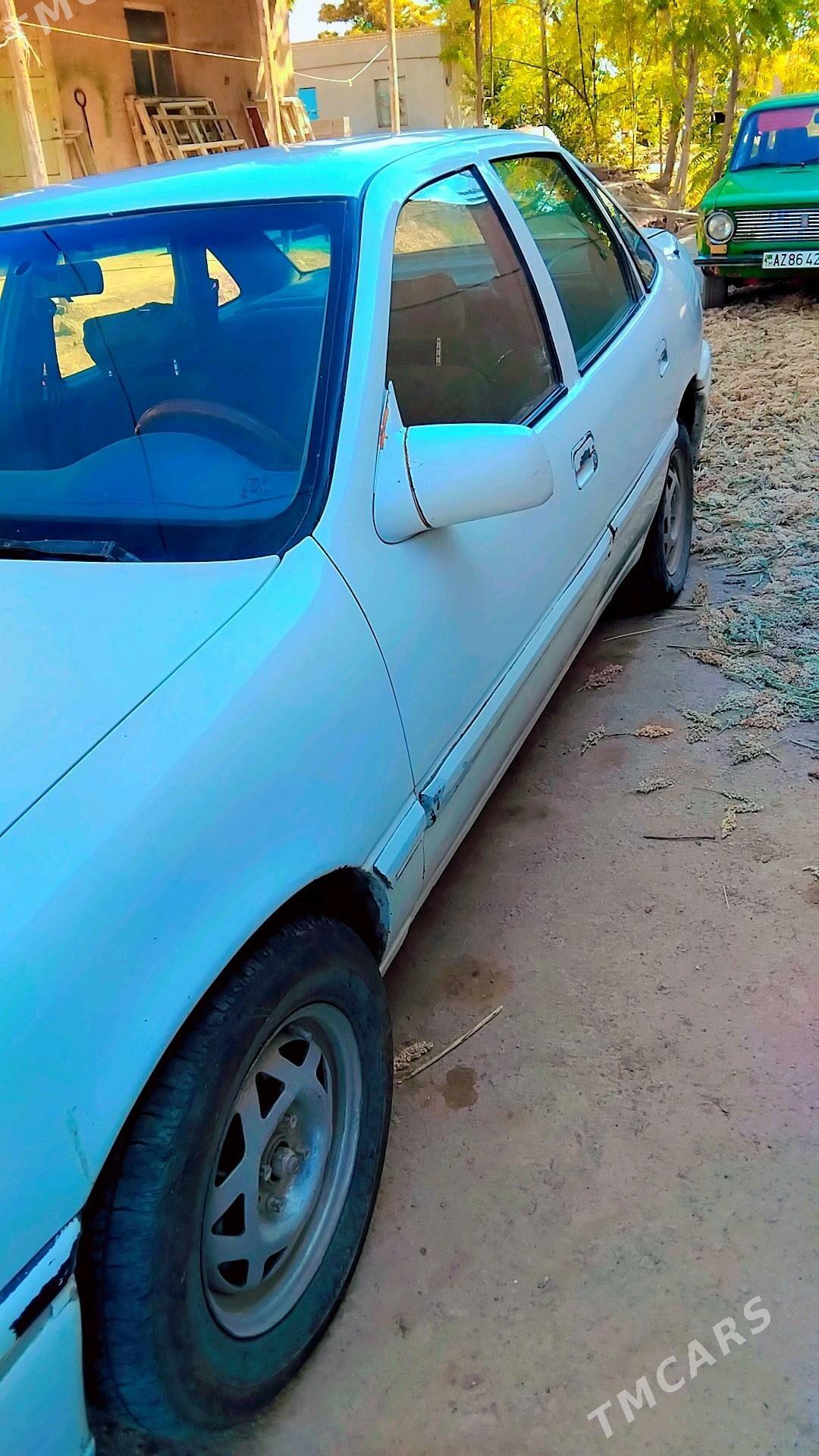 Opel Vectra 1992 - 15 000 TMT - Гурбансолтан Едже - img 3