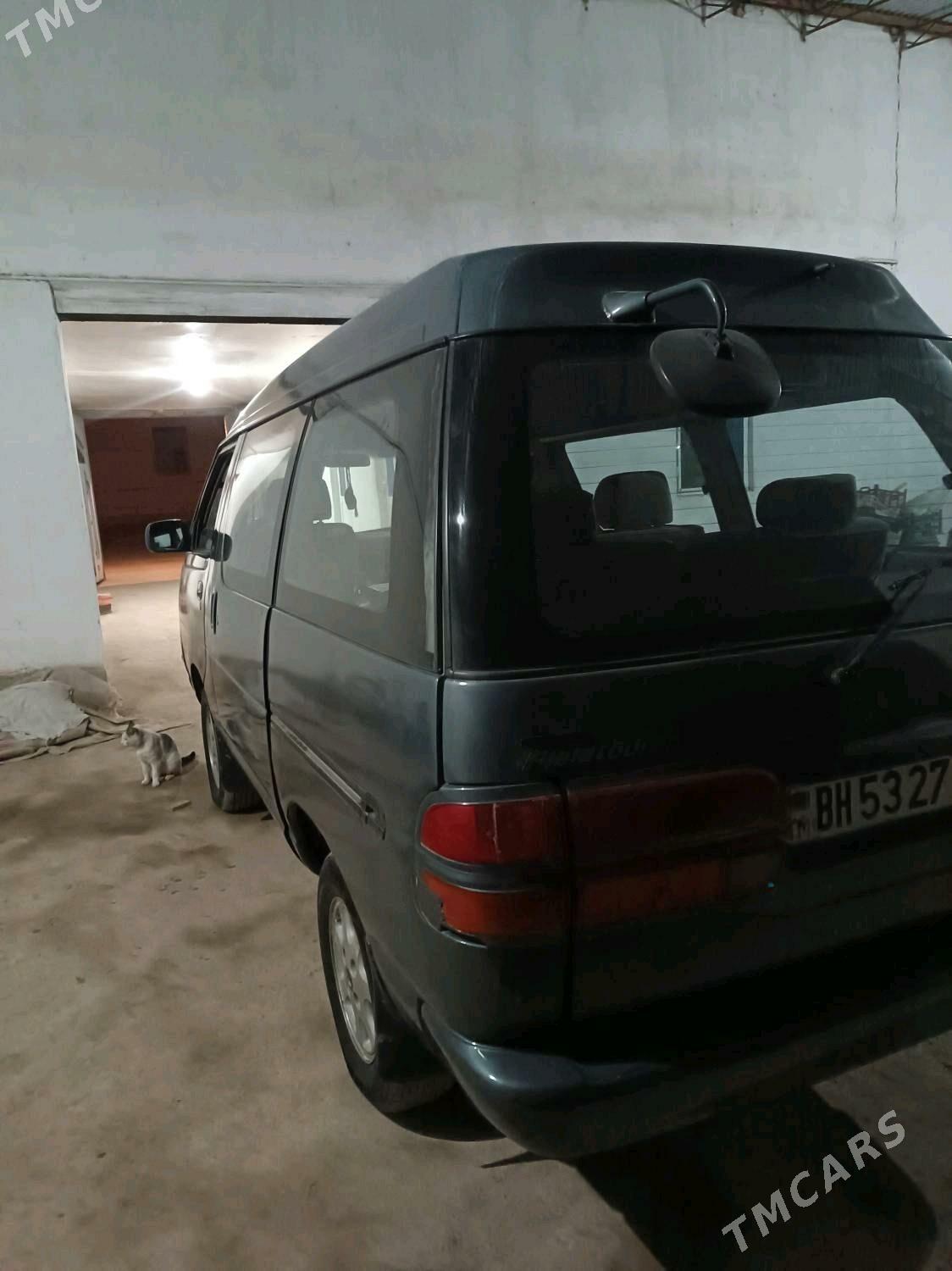 Toyota Town Ace 1993 - 55 000 TMT - Туркменабат - img 4