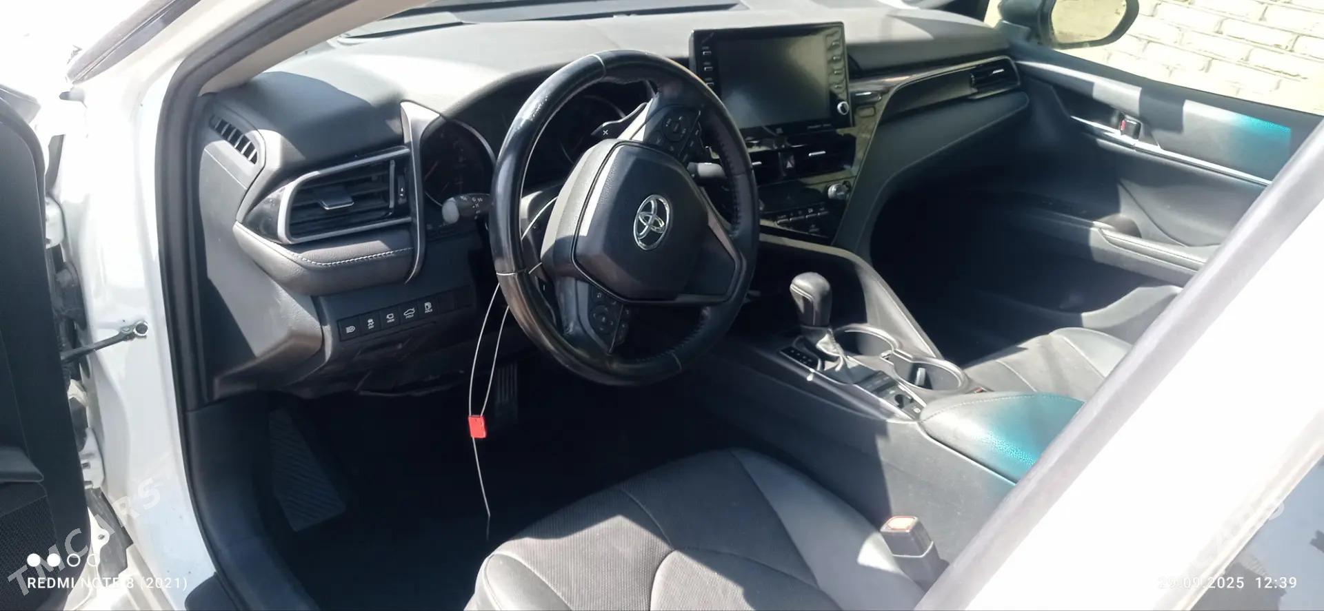 Toyota Camry 2021 - 320 000 TMT - Мары - img 2