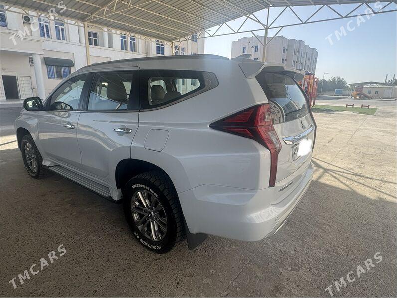 Mitsubishi Montero Sport 2020 - 430 000 TMT - Туркменабат - img 5