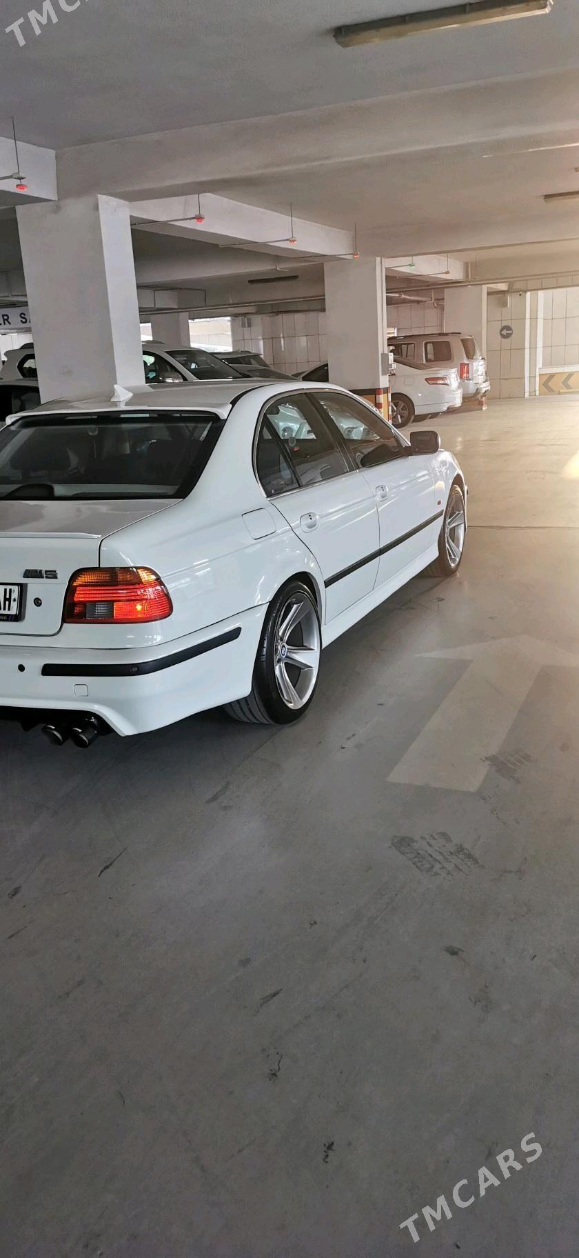 BMW E39 2000 - 120 000 TMT - Aşgabat - img 2