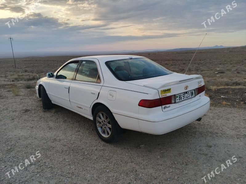 Toyota Camry 2000 - 165 000 TMT - Jebel - img 5