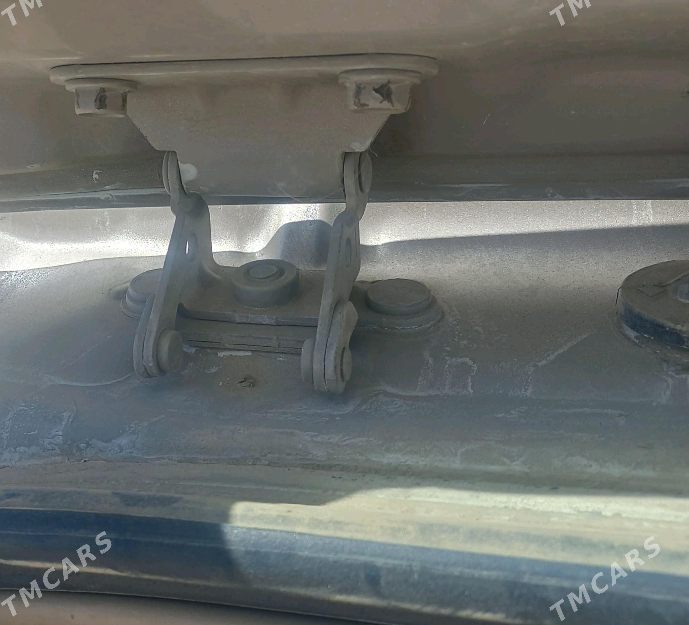 Toyota Sienna 2002 - 140 000 TMT - Туркменабат - img 7