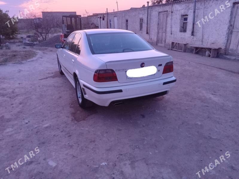 BMW E39 1999 - 90 000 TMT - Туркменбаши - img 5