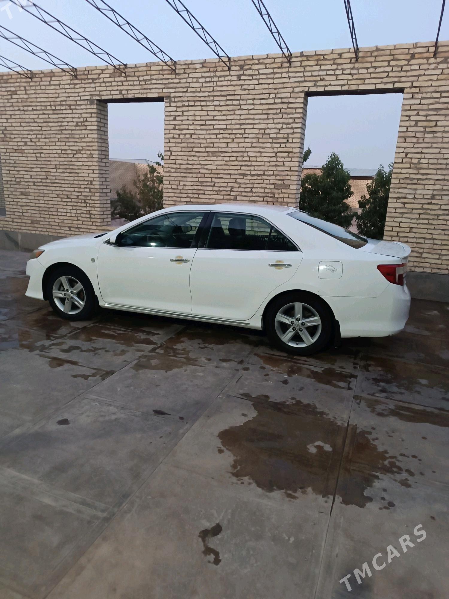 Toyota Camry 2012 - 190 000 TMT - Farap - img 2