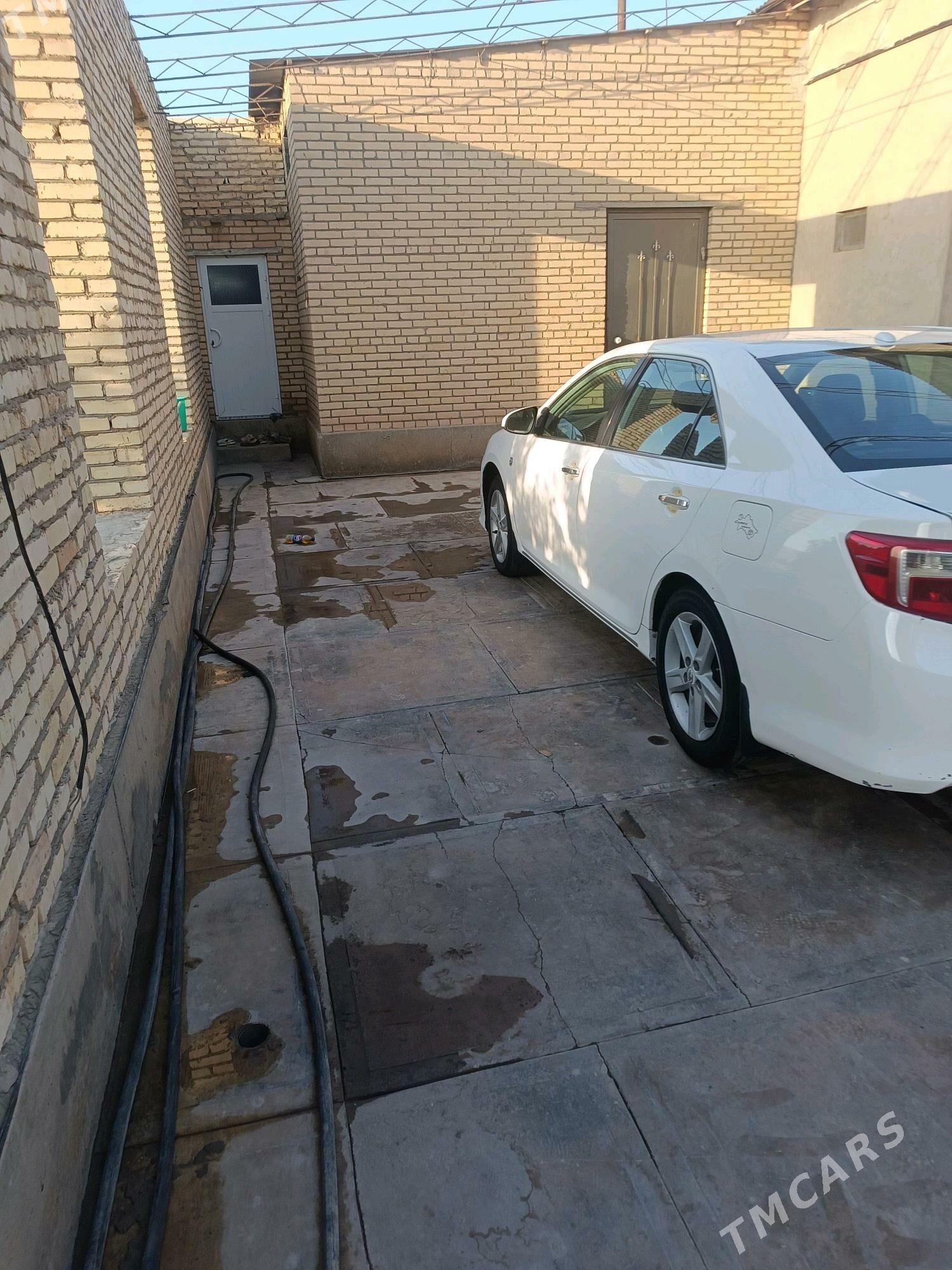 Toyota Camry 2012 - 190 000 TMT - Farap - img 8