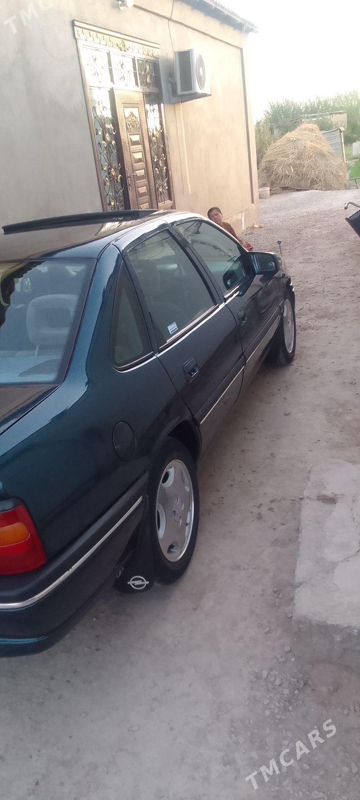 Opel Vectra 1994 - 47 000 TMT - Wekilbazar - img 2