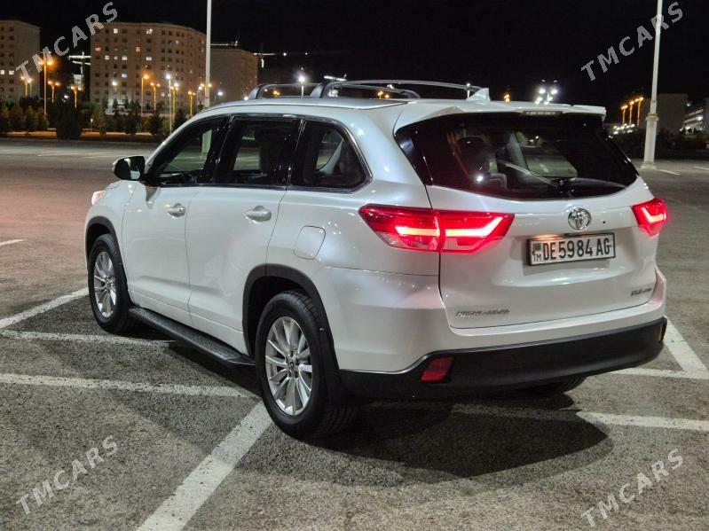 Toyota Highlander 2017 - 382 000 TMT - Aşgabat - img 6